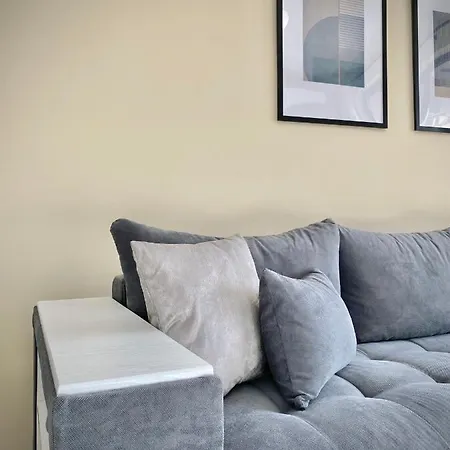 Beautiful & Comfy For 4 Guest And Free Parking Апартаменты Пловдив