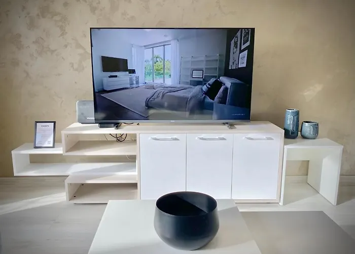 Beautiful & Comfy For 4 Guest And Free Parking דירה פלובדיב