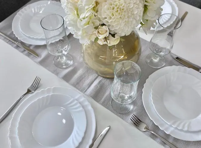 Beautiful & Comfy For 4 Guest And Free Parking דירה פלובדיב