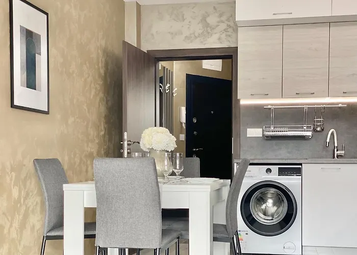 Beautiful & Comfy For 4 Guest And Free Parking פלובדיב