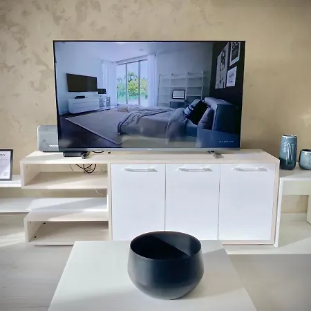 Beautiful & Comfy For 4 Guest And Free Parking Apartment Plovdiv