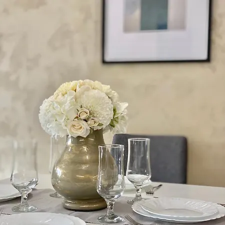 Apartment Beautiful & Comfy For 4 Guest And Free Parking Plovdiv