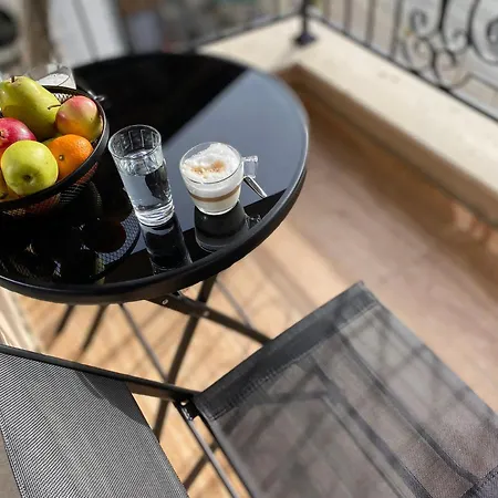 Beautiful & Comfy For 4 Guest And Free Parking Plovdiv