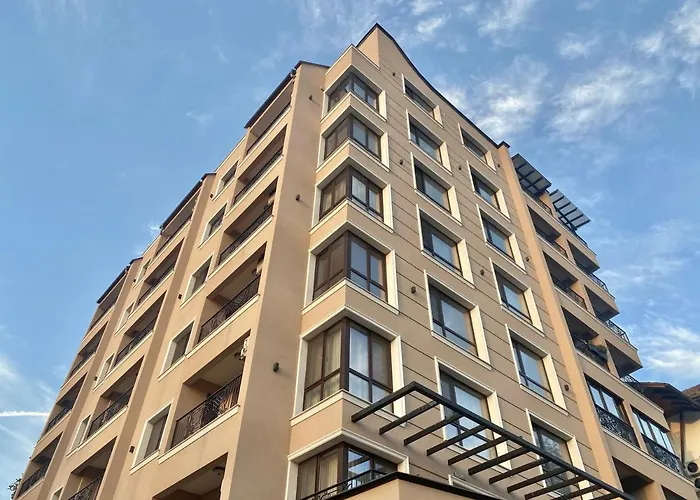 Beautiful & Comfy For 4 Guest And Free Parking Apartment *